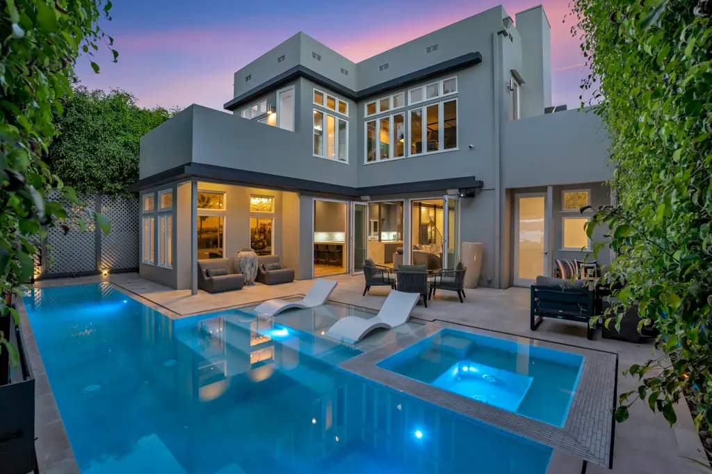 8719 Rosewood Ave-HSHPord-1000