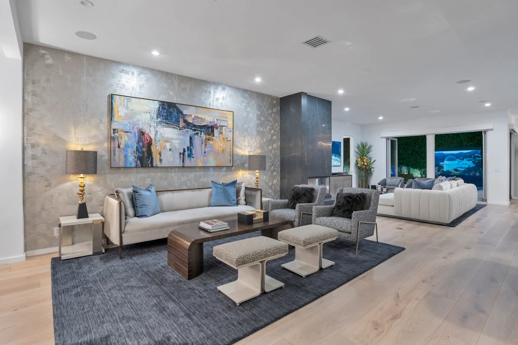 8719 Rosewood Ave-HSHPord-1013